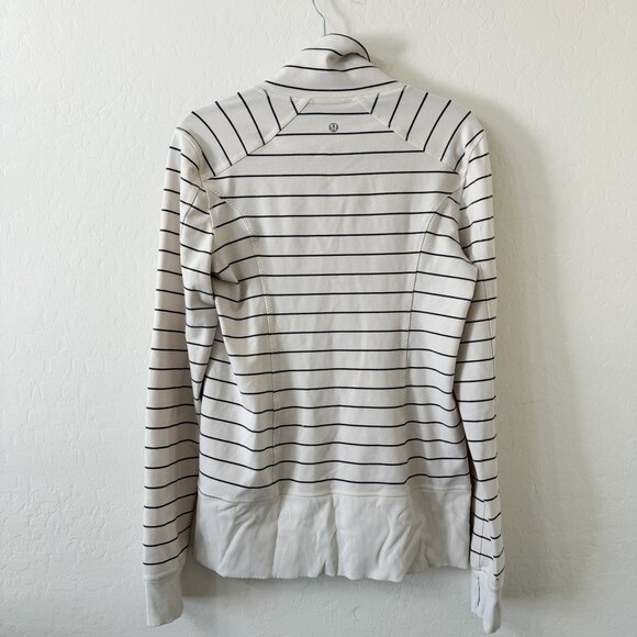 Lululemon Zip Up Jacket - Picture 7 of 8